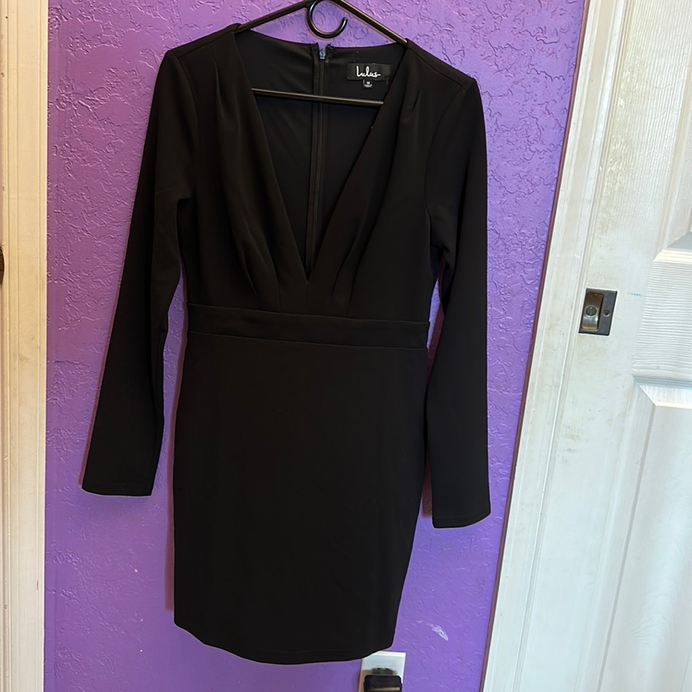 New with Tags Lulus Little Black Dress.